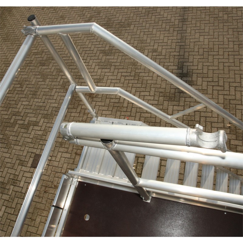 ASC Treppengeländer Innen mit Durchgang 250